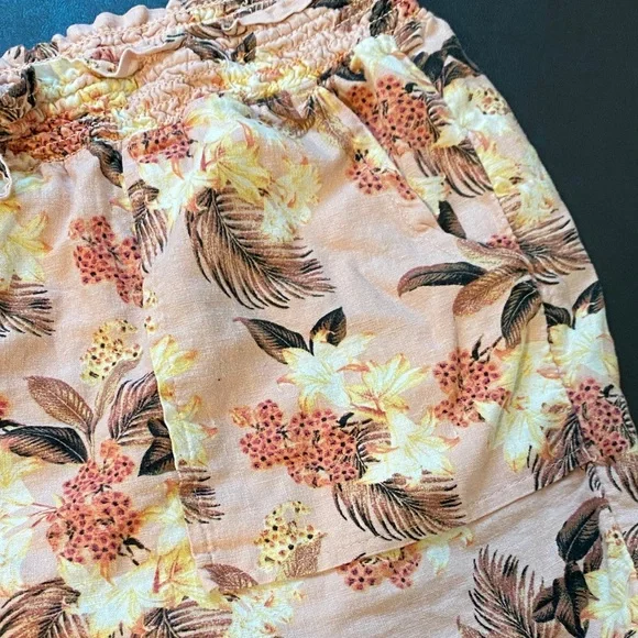 Floral Print Women's Tie Front Elastic Waist Linen Shorts - Picture 2 of 7